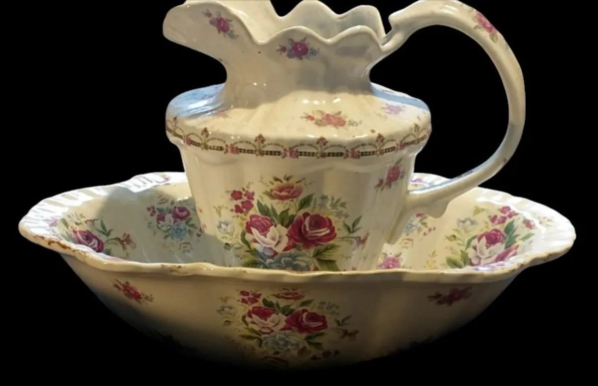Antique Victorian Ceramic Wash Jug & Basin Set - Image 3