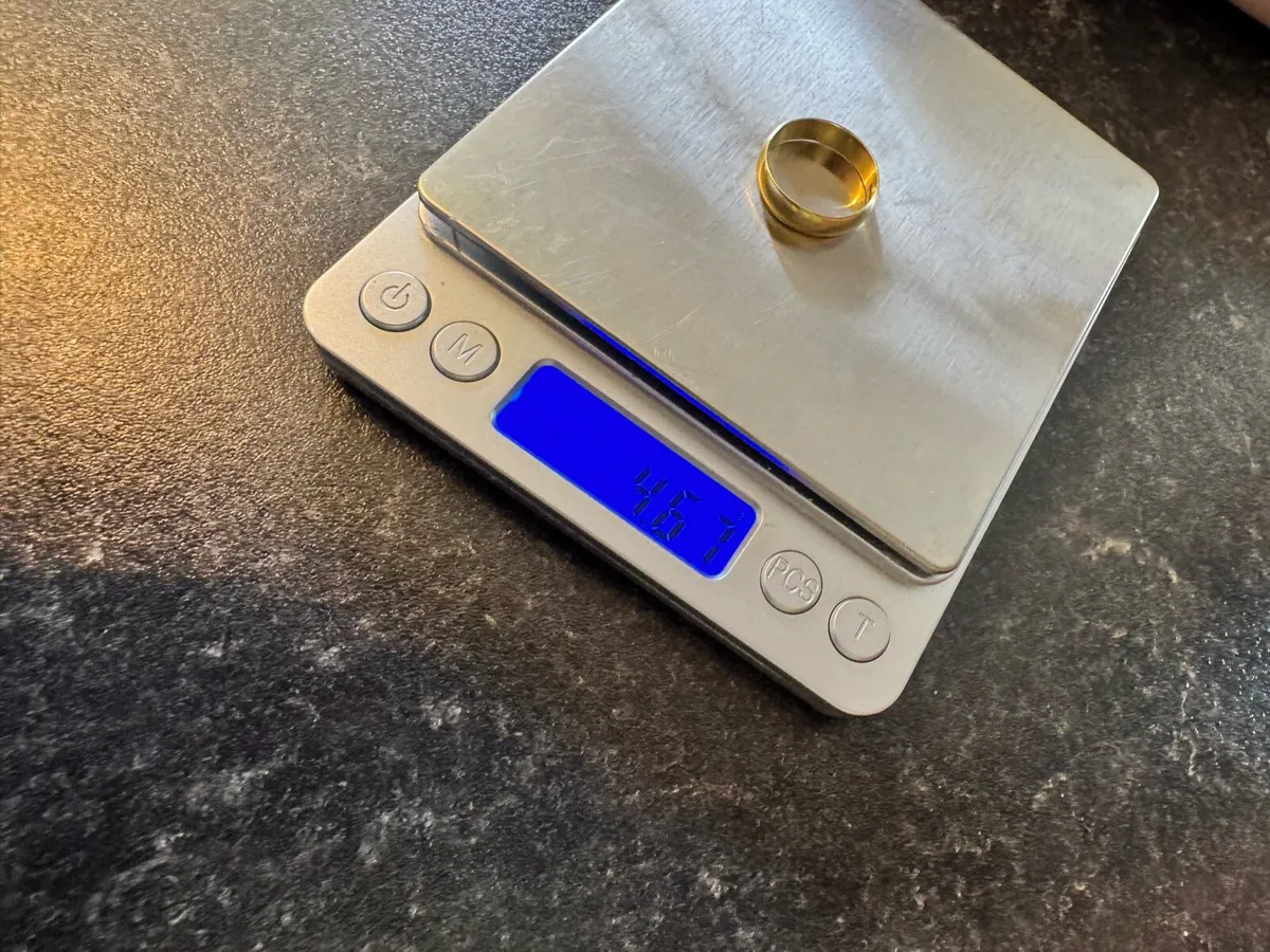 18k Solid Gold men wedding band - Image 2
