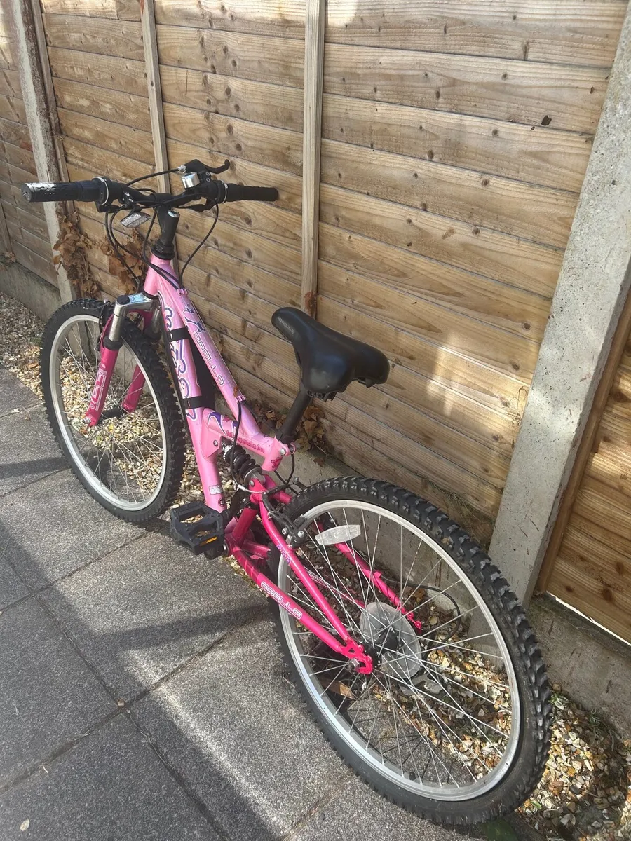 Child’s bike - Image 3
