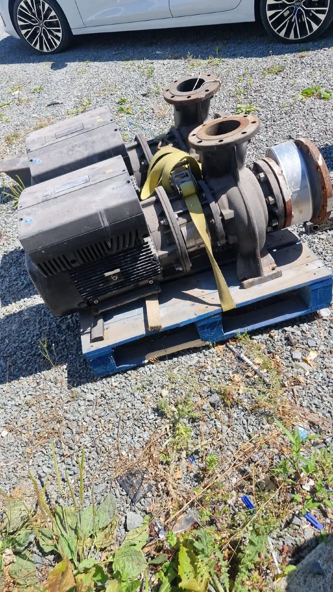 Industrial Water Pumps - Image 1