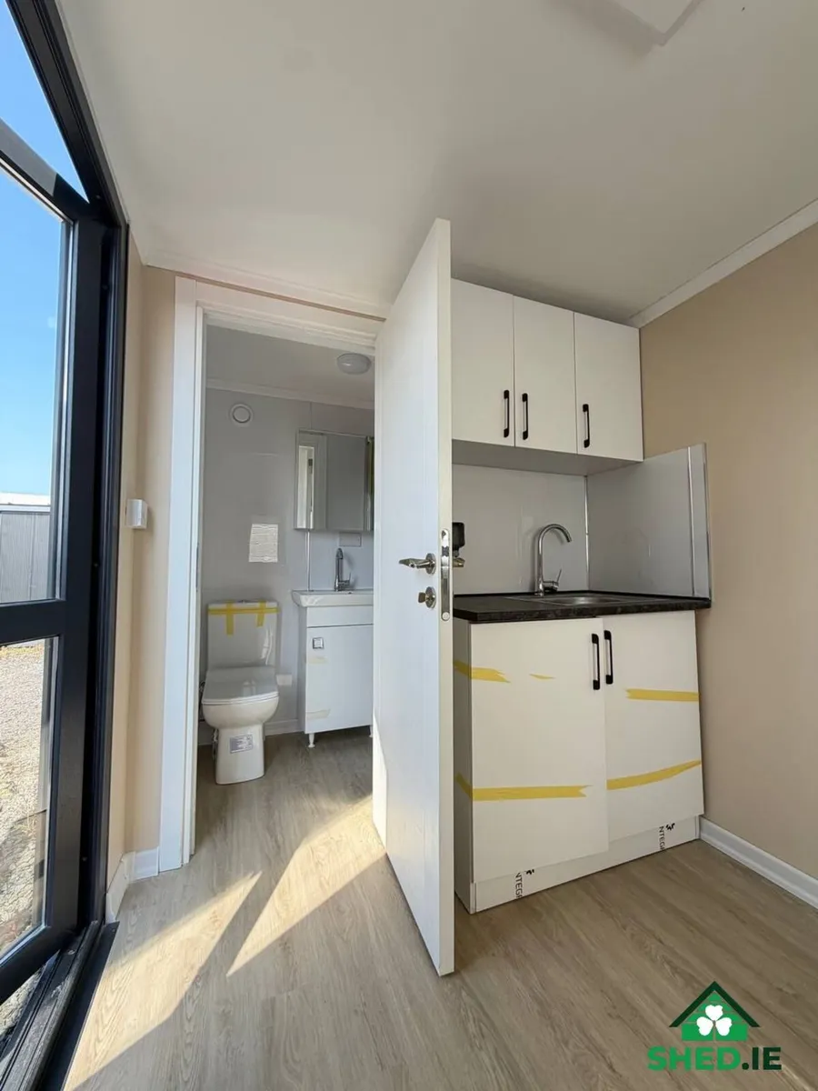 Garden room, guest house, Airbnb units - Image 4