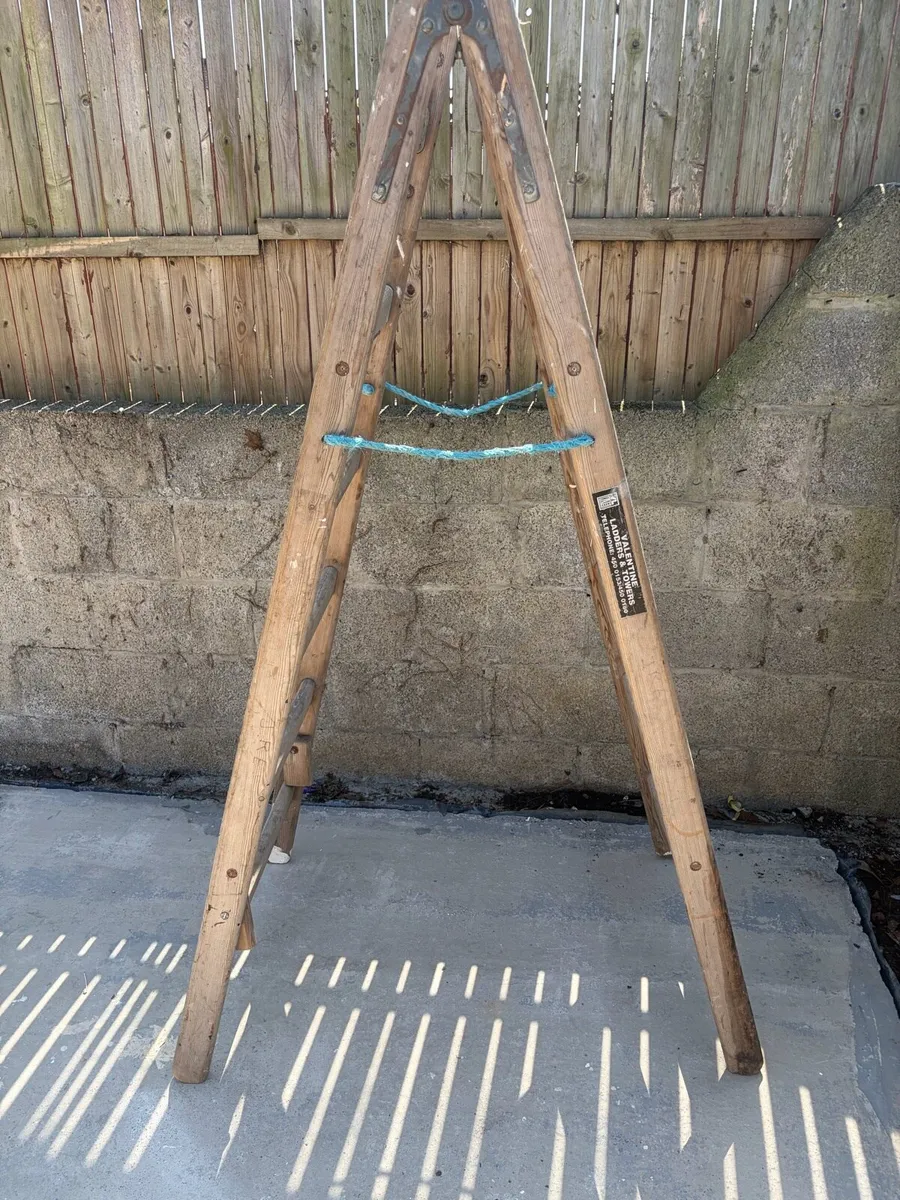 A frame ladders - Image 1