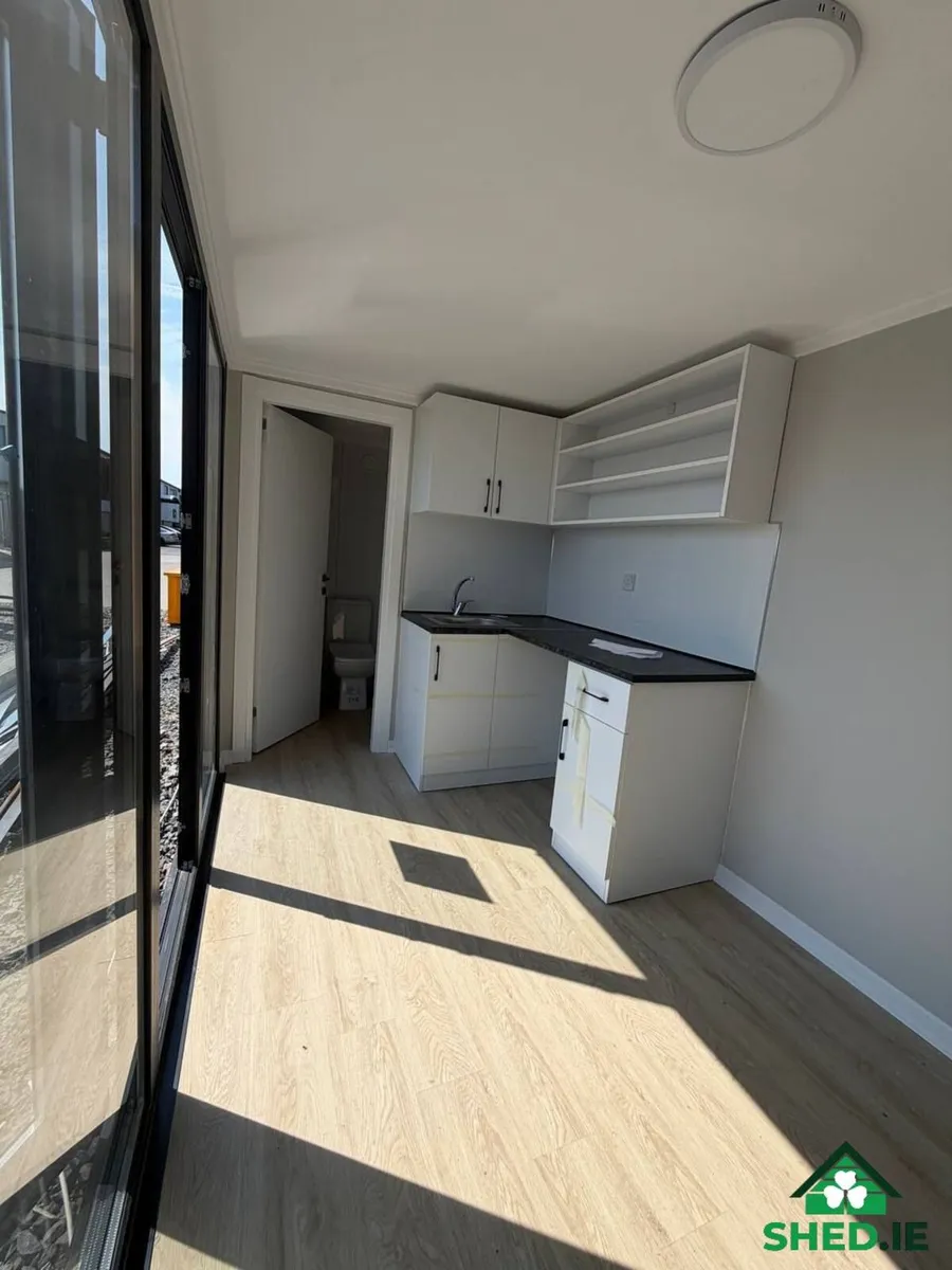 Garden room, guest house, Airbnb units - Image 3