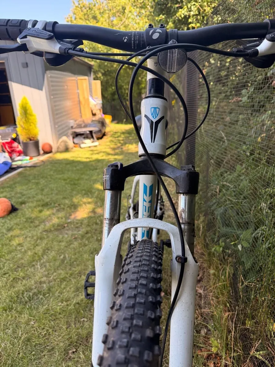 Bicycle - Image 4