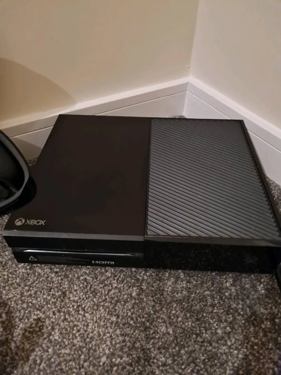 Xbox one 500GB - Image 2