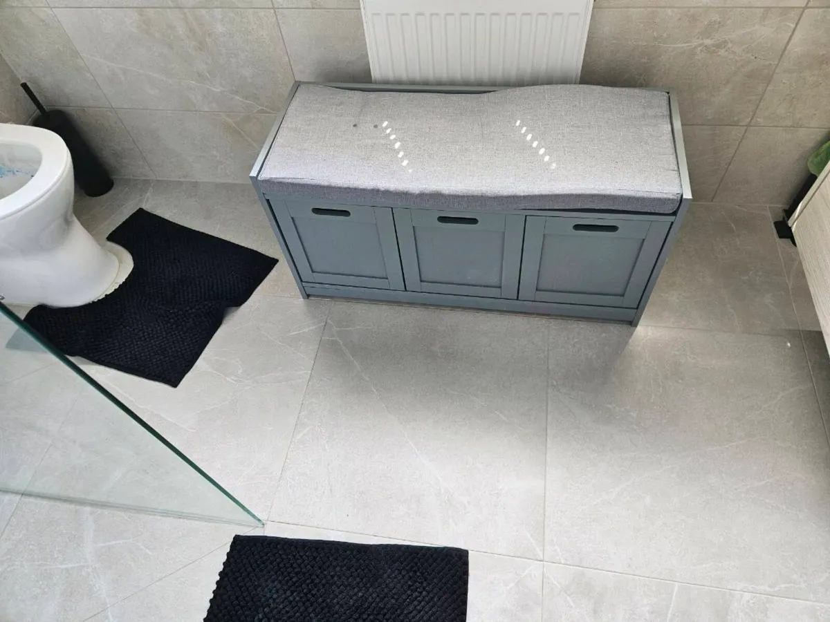 Bathroom cabinet - Image 1