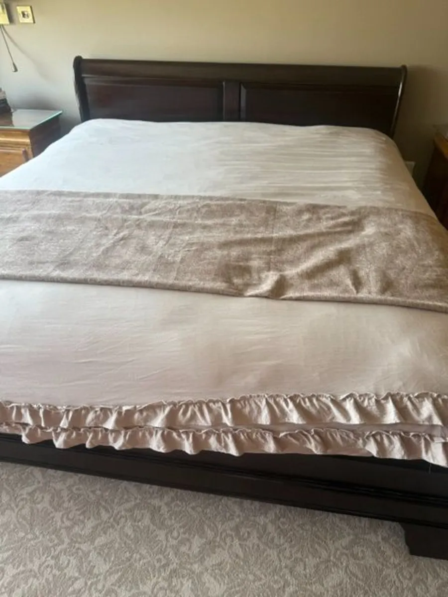 BED - Image 1
