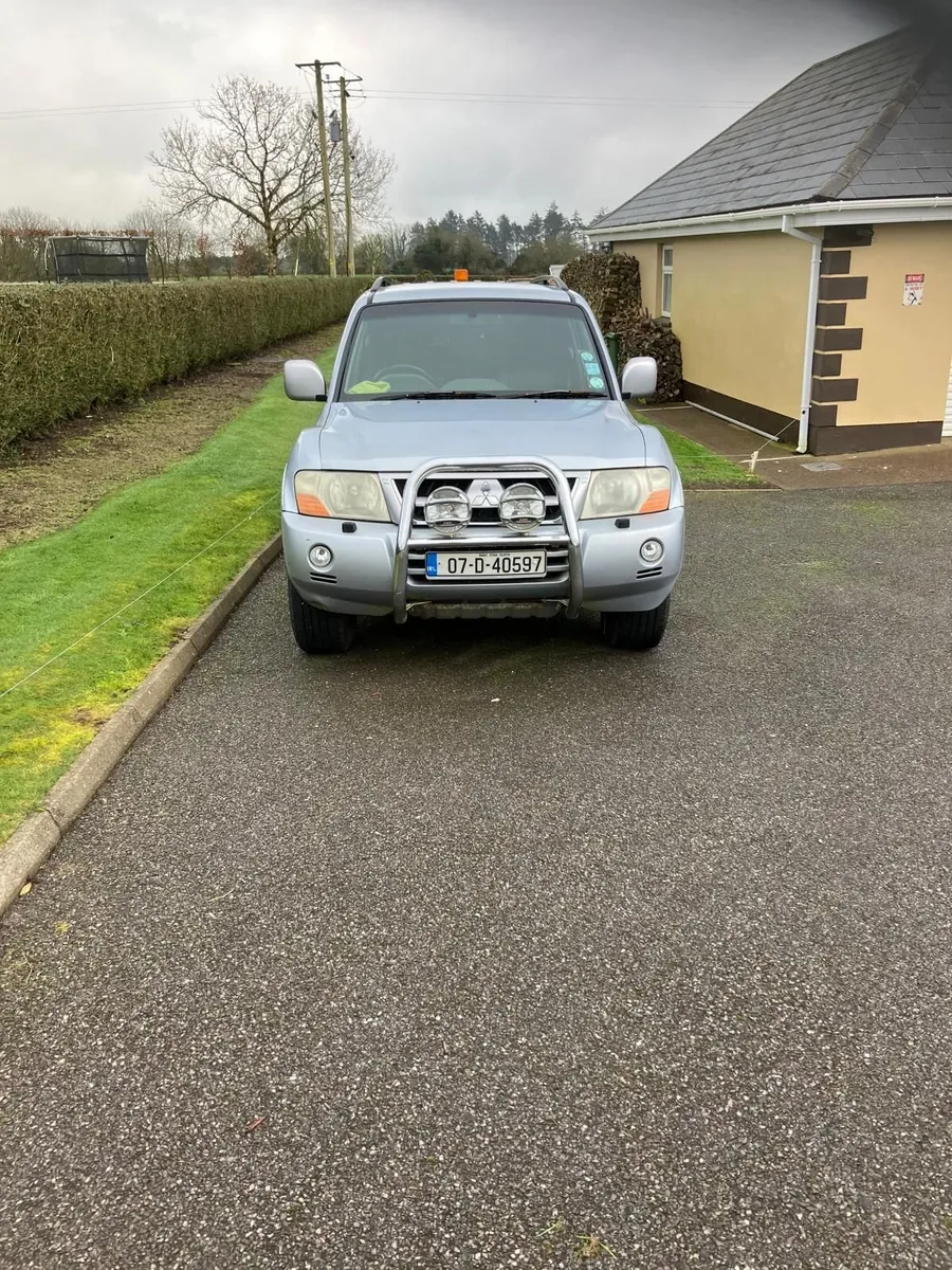 Mitsubishi Pajero 2007 - Image 3