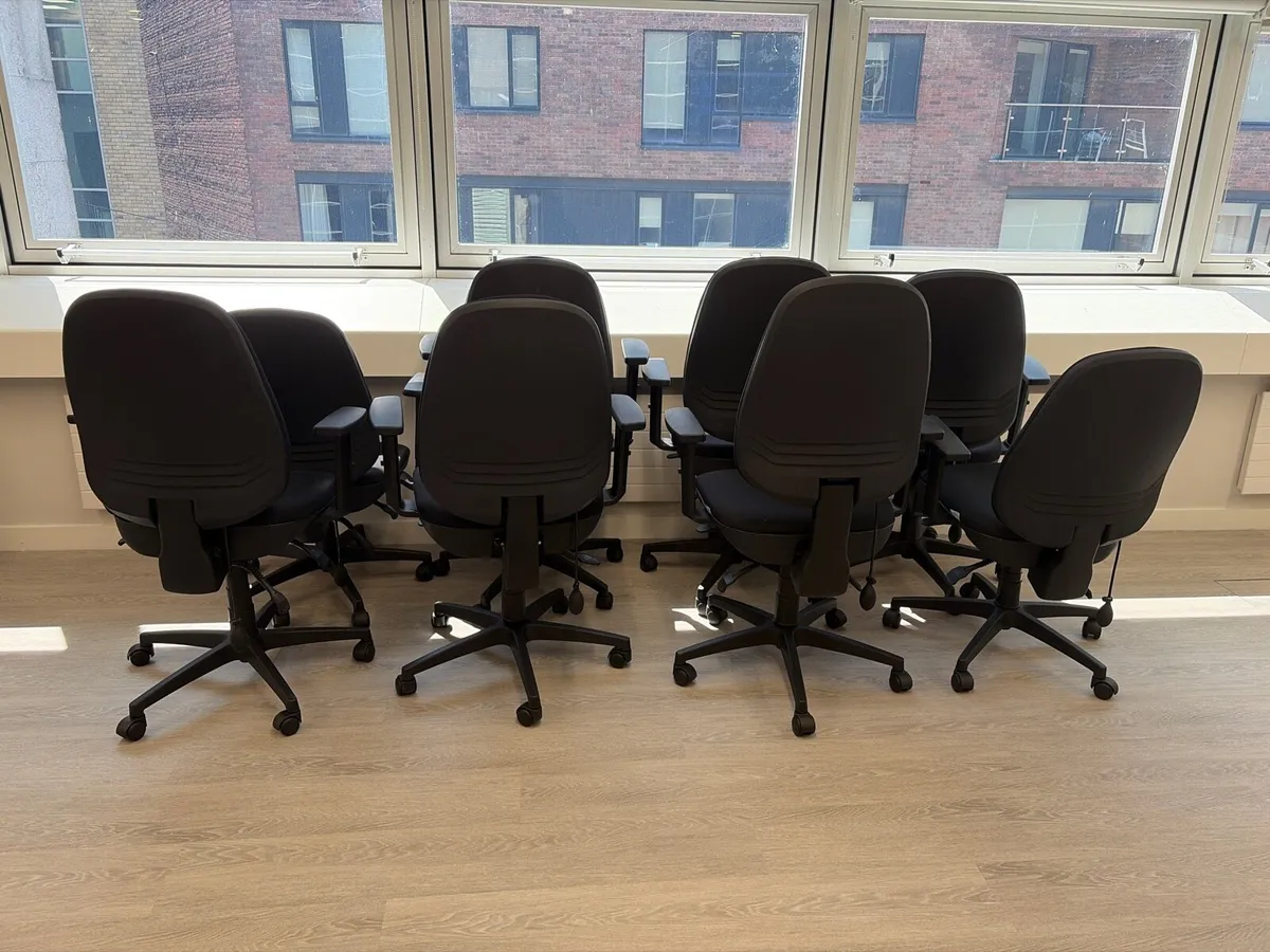 Office chairs - Image 2