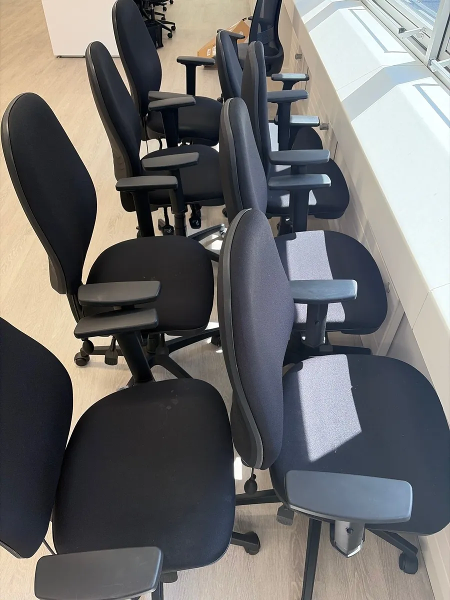 Office chairs - Image 3