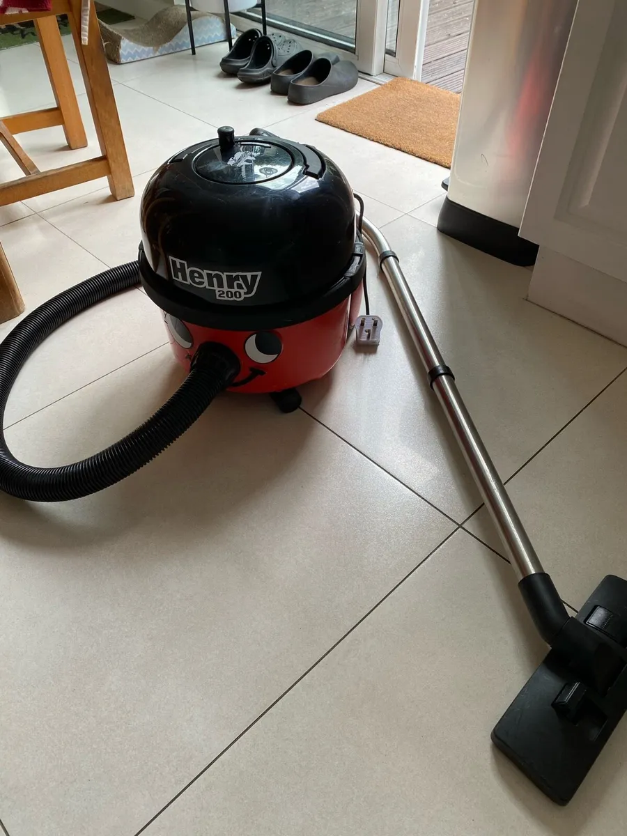 Henry 200 - Image 2