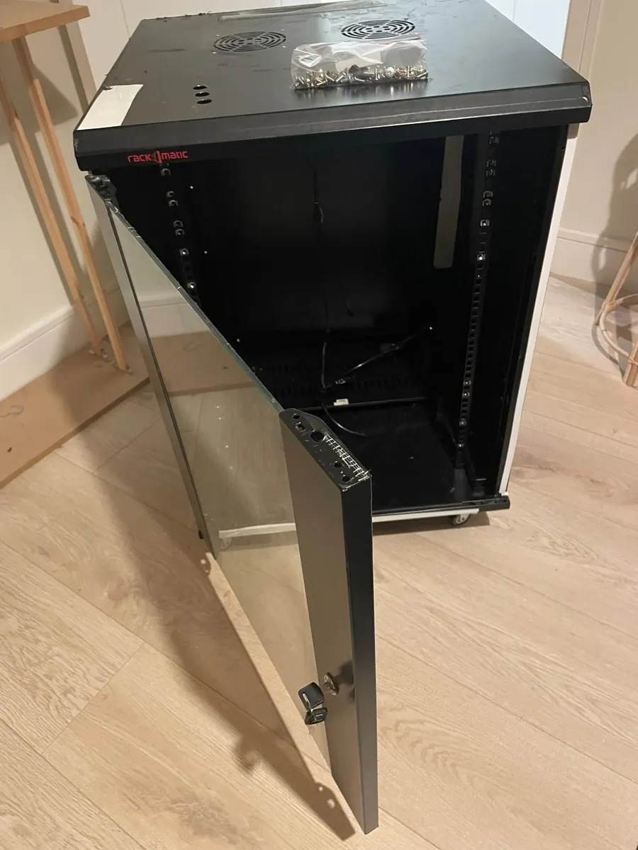 Server rack cabinet 19 inch 15U 600x600x780mm - Image 2