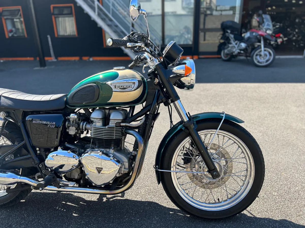 2004 Triumph Bonneville T100 - Image 4