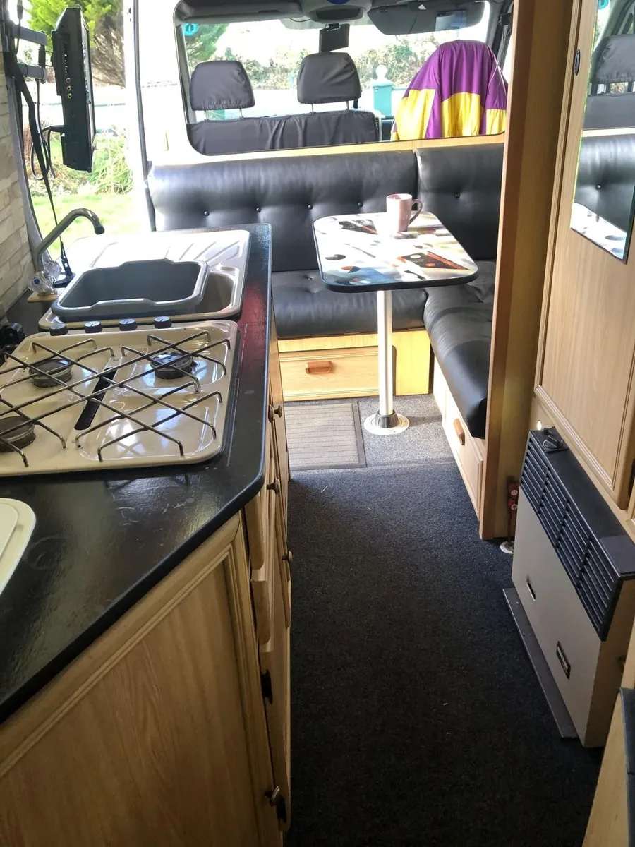 Campervan Mercedes Sprinter 2011 - Image 1