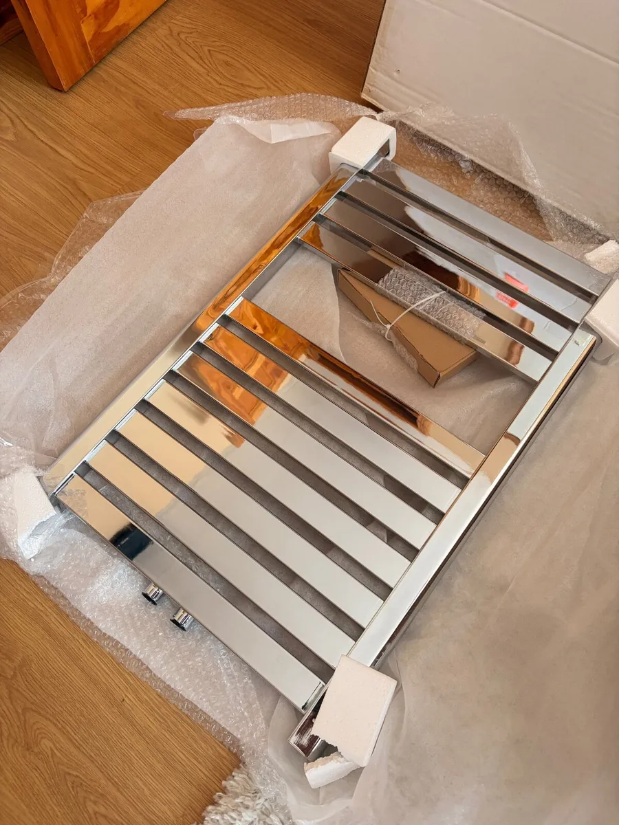 Mexan Chrome Towel Rail 800 x 500 –  Brand New - Image 3