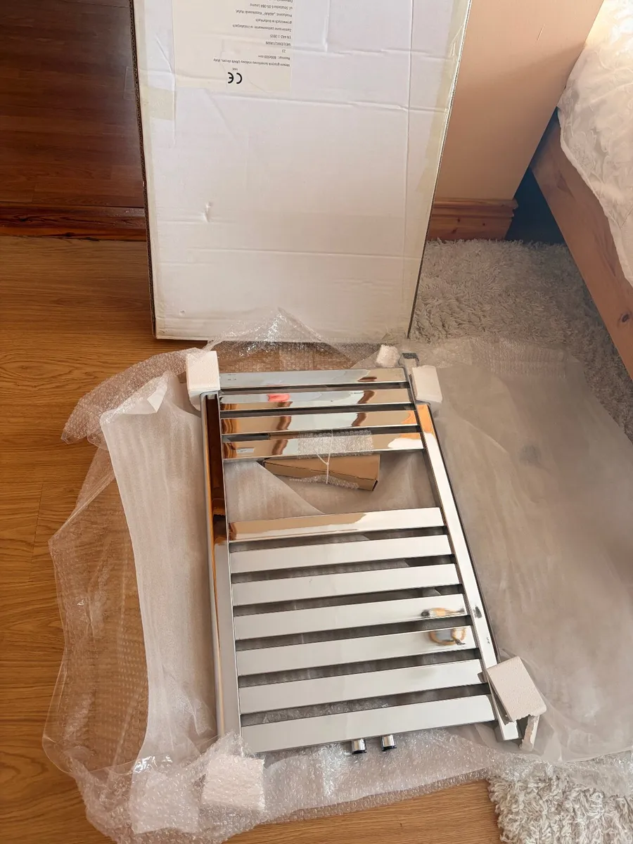 Mexan Chrome Towel Rail 800 x 500 –  Brand New - Image 1
