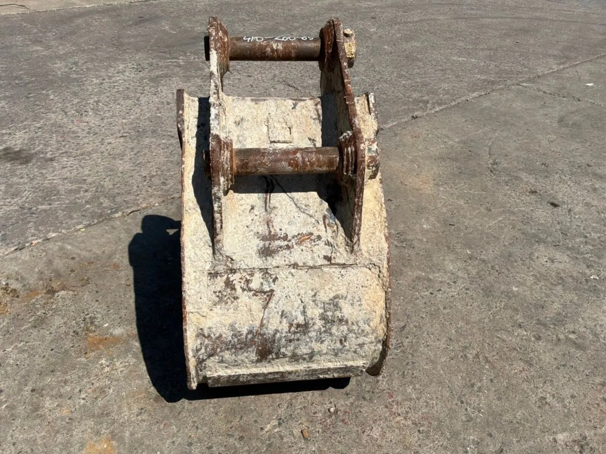 24" Geith digging bucket.....65mm pins.......044. - Image 4