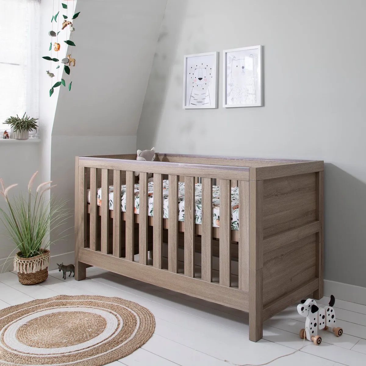Cot bed - Image 1