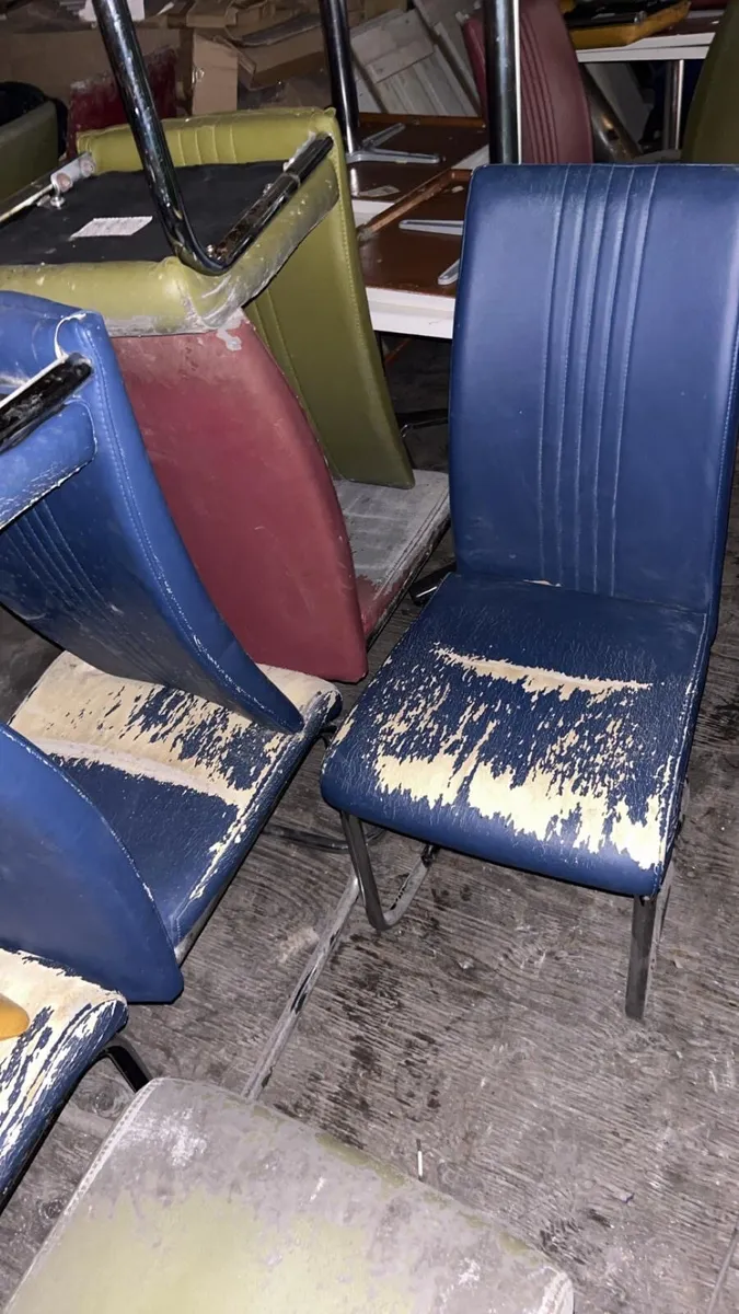 Tables and chairs - Image 2