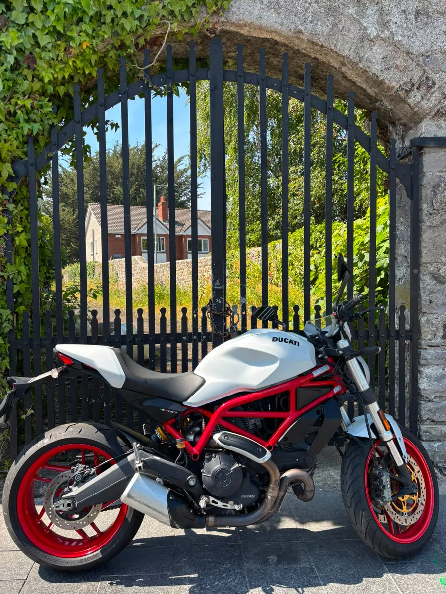 2017 DUCATI MONSTER 796 MOTO4U - Image 4