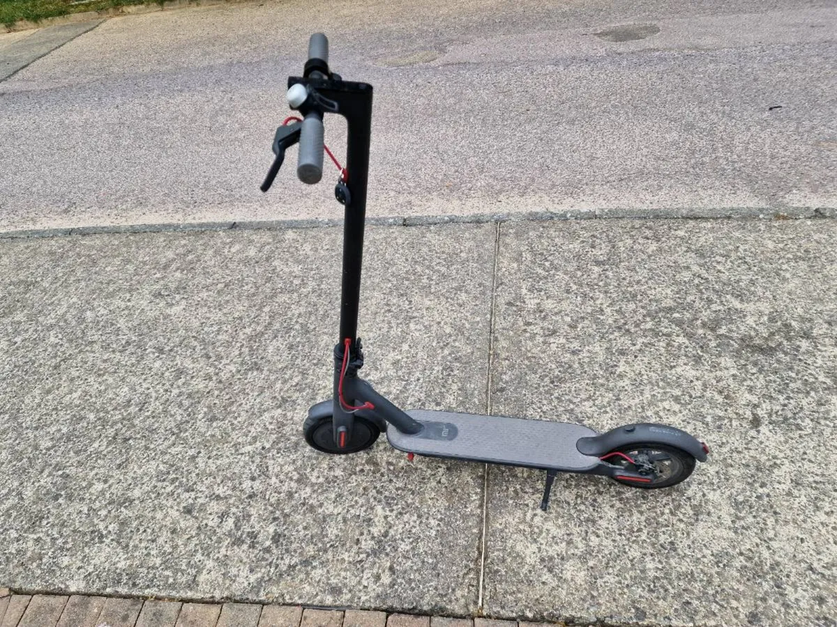 Xiaomi electric scooter - Image 1