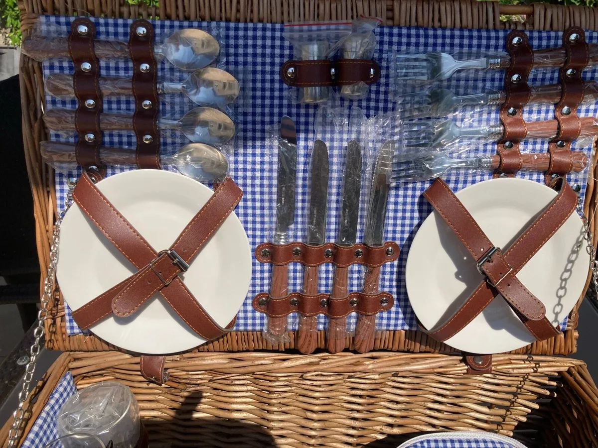 New Picnic Basket Paul Costello Living - Image 2