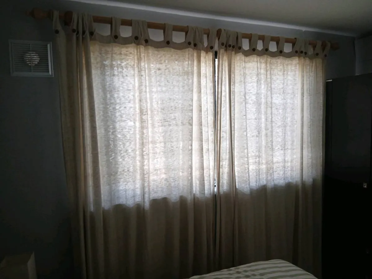 Curtains - Image 2