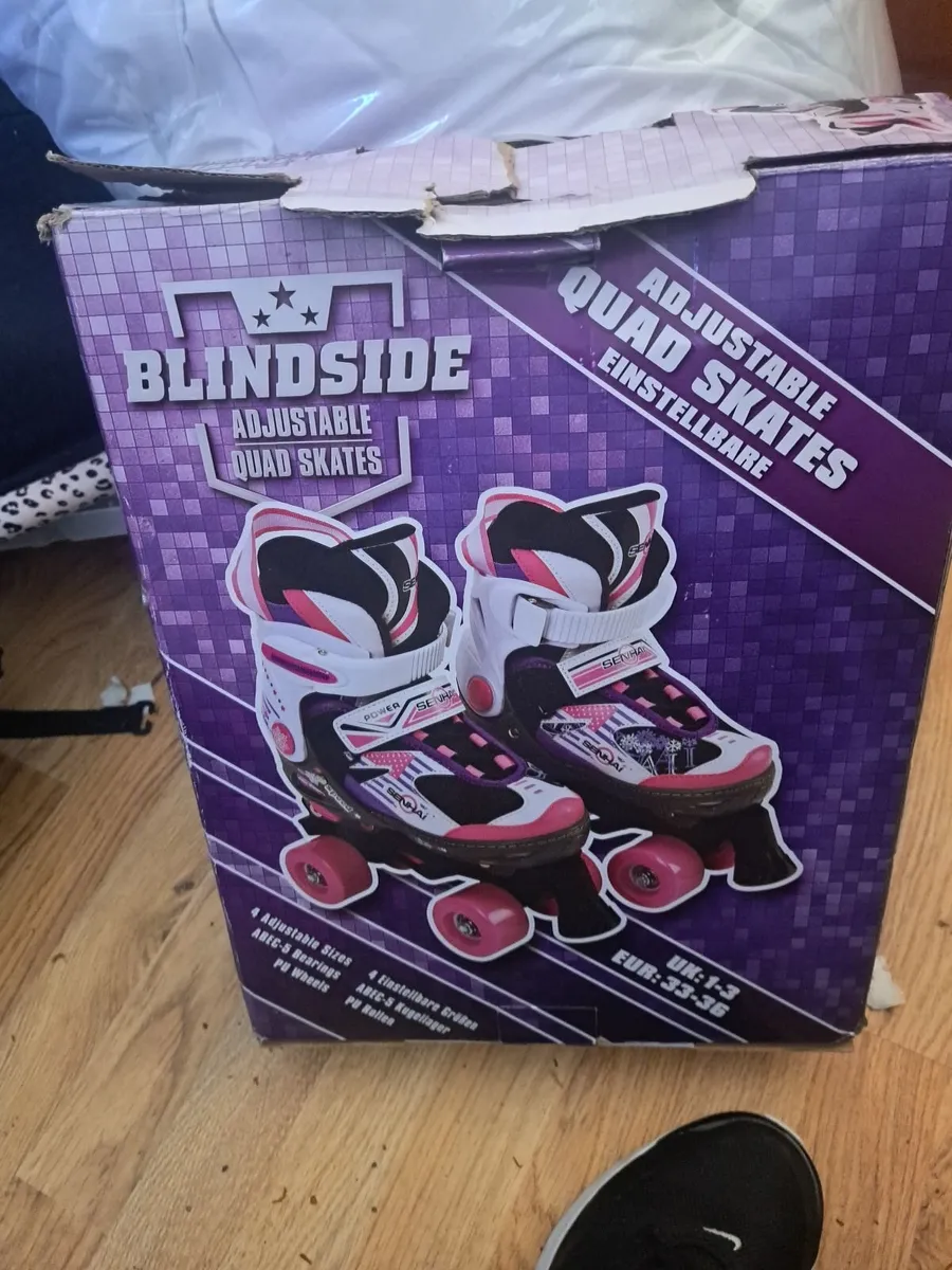 Blindside Adjustable Quad Skates
