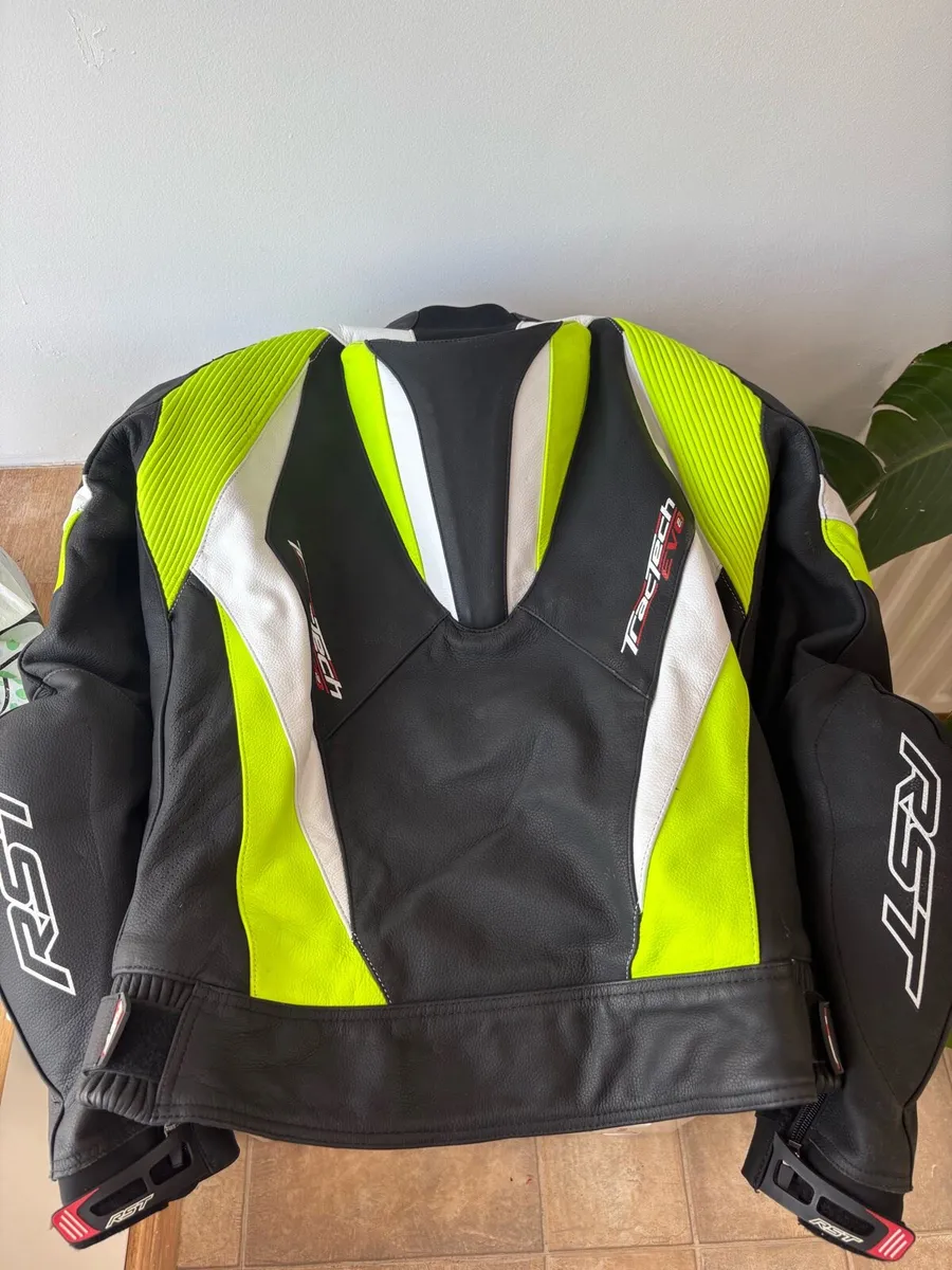 RST TracTech Evo II 2-Piece Leather Suit - Image 3