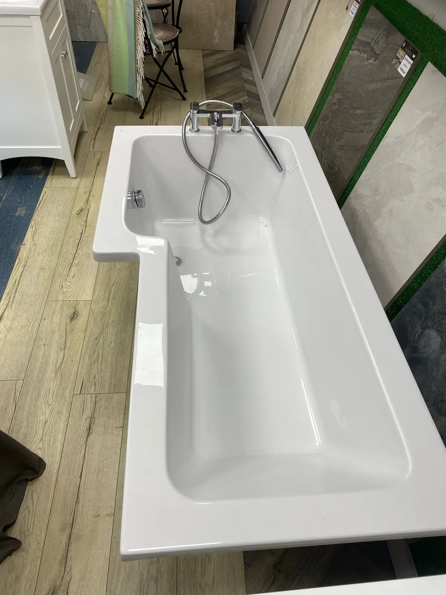 L-Shape shower bath - Image 2