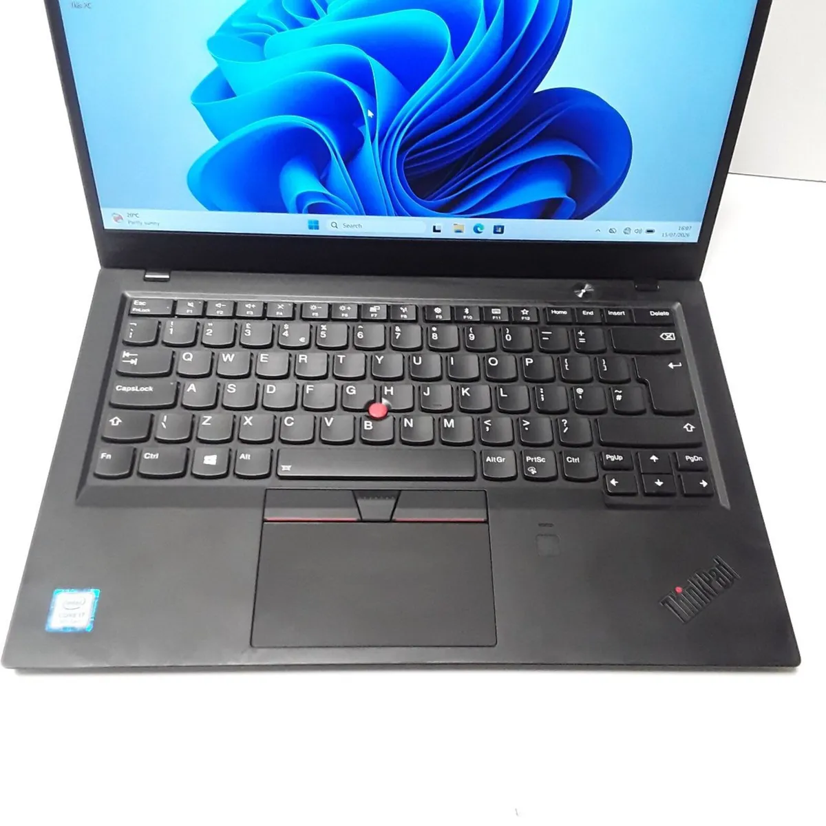 Lenovo ThinkPad X1 Carbon 6th Gen Laptop - Image 2