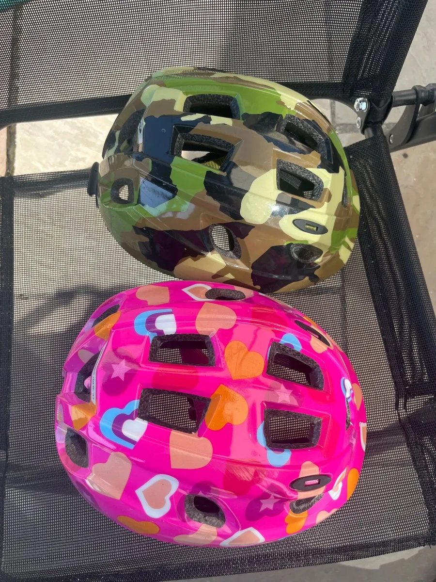 Kids bike helmets - Image 1