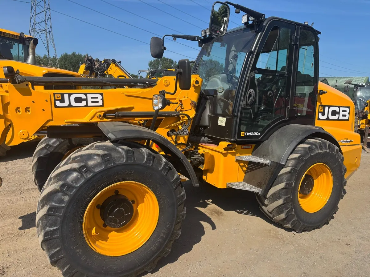 2018 JCB TM320s - Image 2