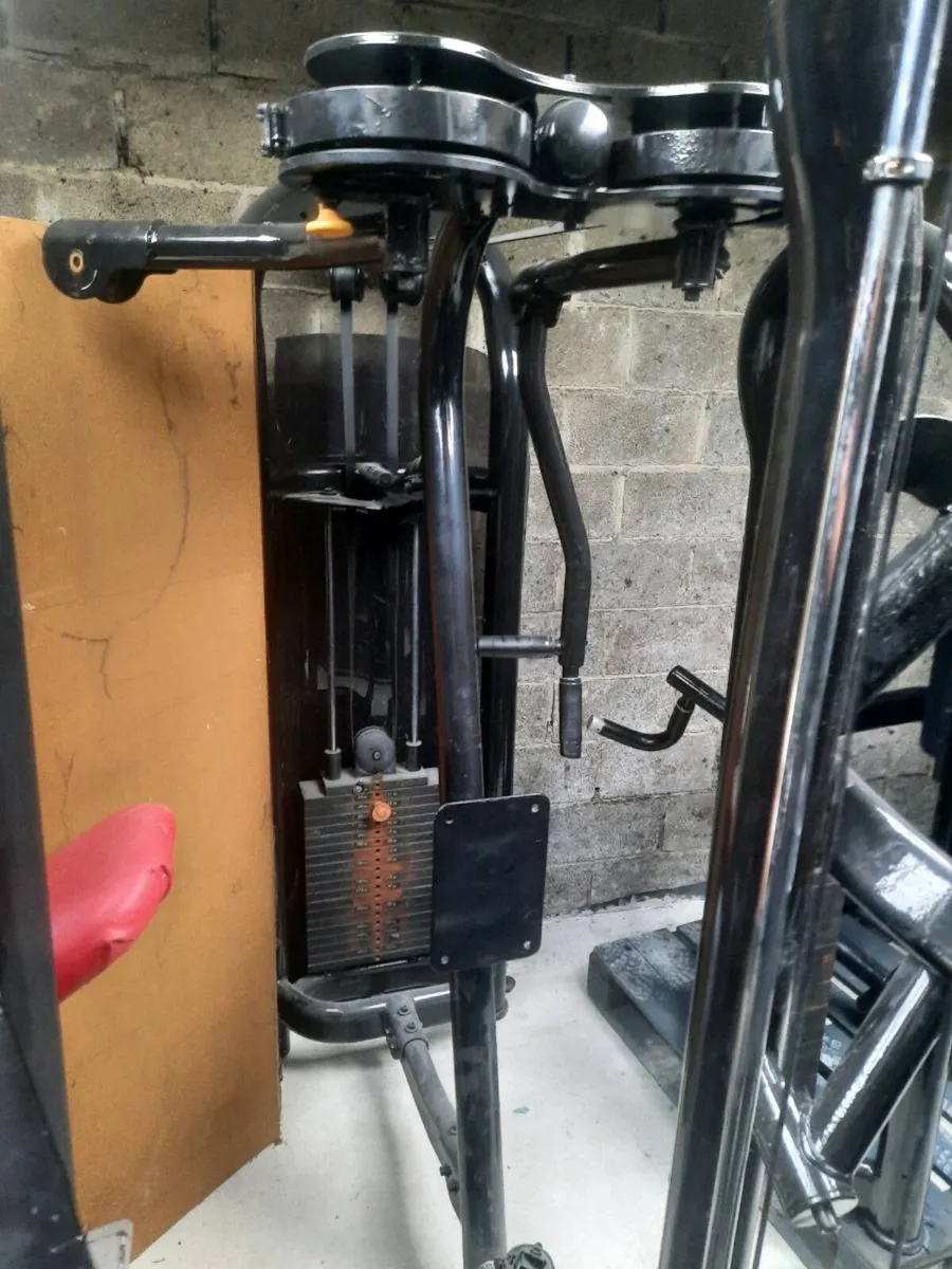 Gym equipment - Image 2