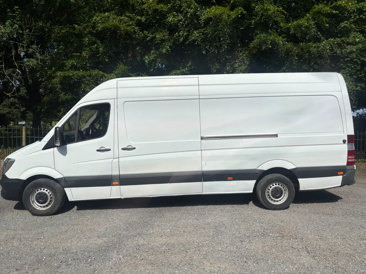 Mercedes-Benz Sprinter EXTRA LONG W/BASE - Image 3