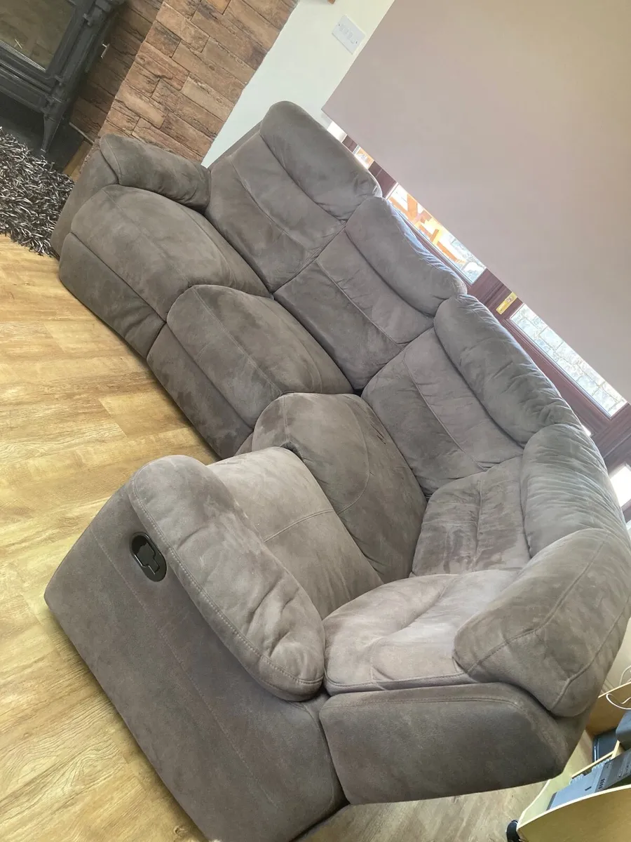Couch - Image 1
