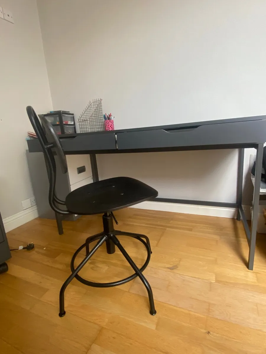 Office Desk, Chair and Drawers - Image 4