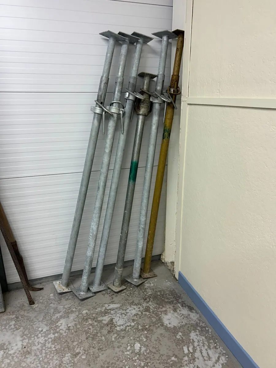 building equipment - Image 1