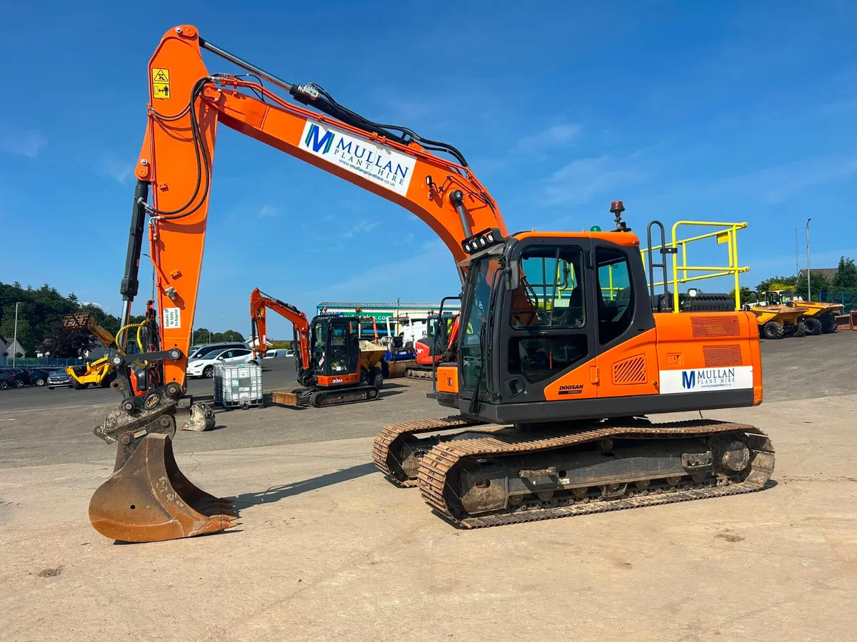 2022 Doosan DX140 LC-7 ( New Model ) - MULLANS - Image 1