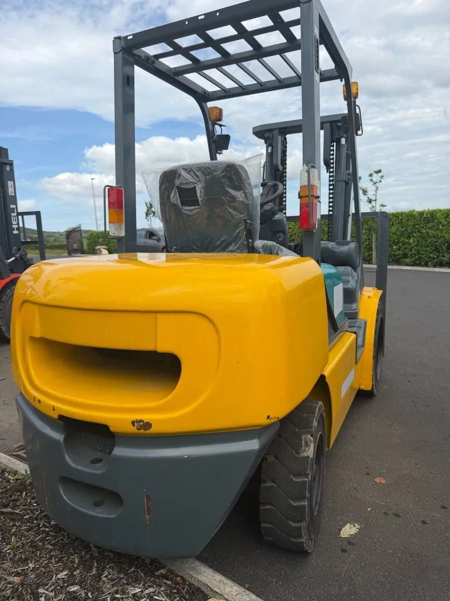 2020 Komatsu FD30 - Image 2
