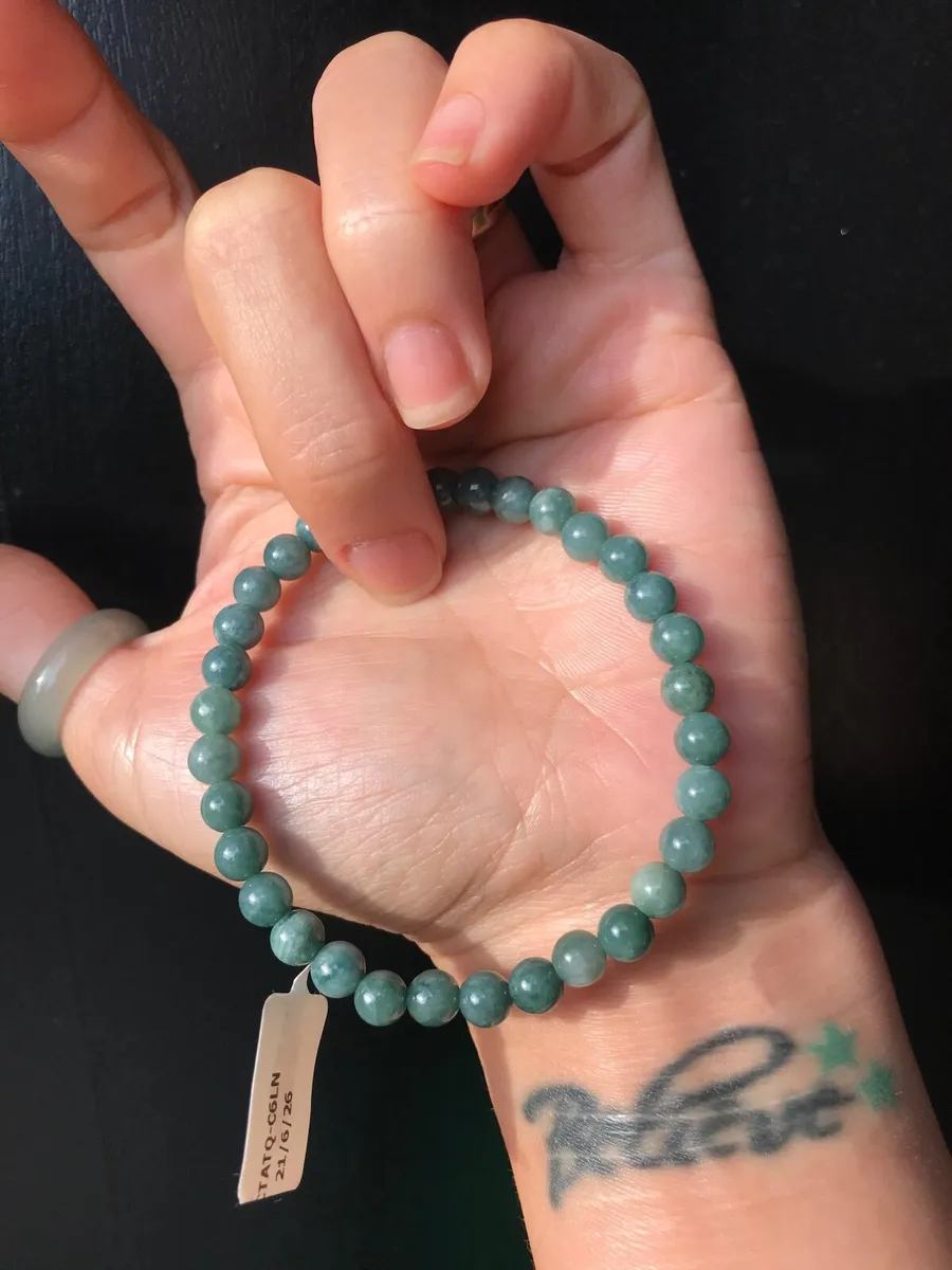 Grade A Guatemala Jadeite Jade bracelet - Image 2