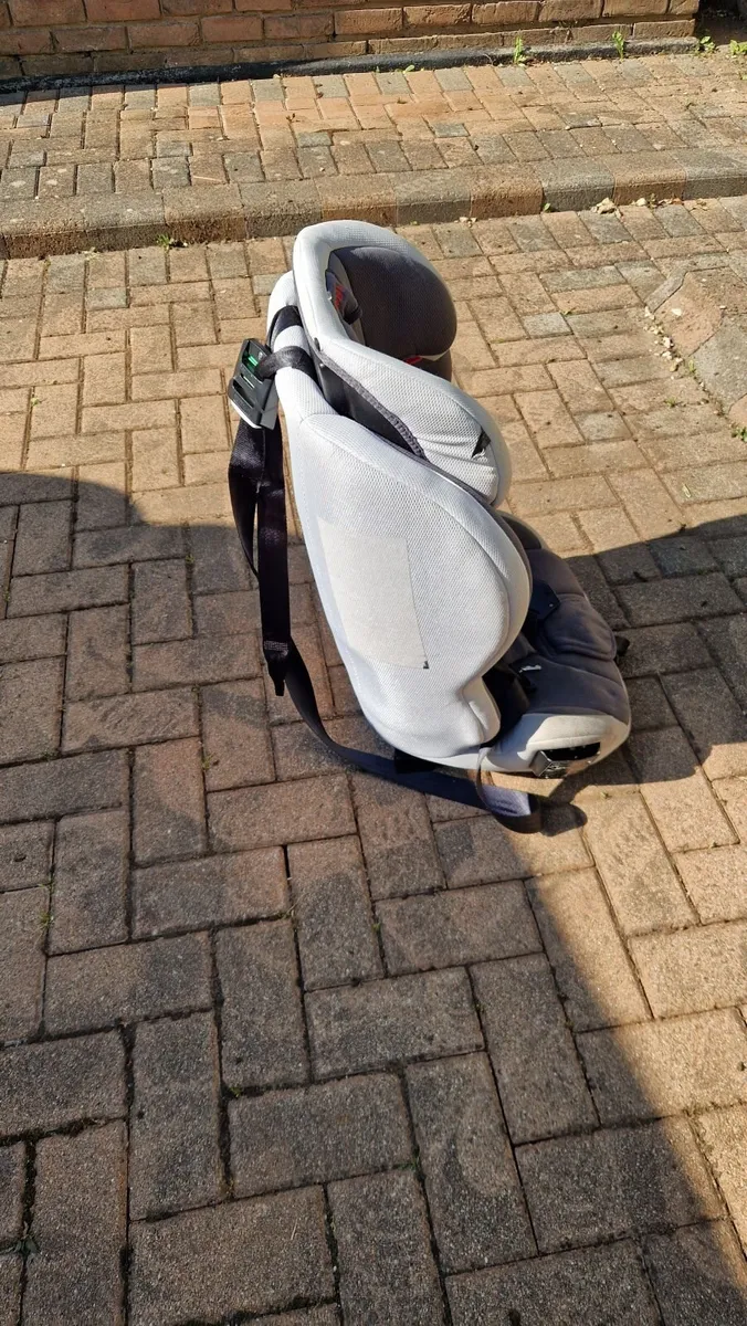 Infant car seat - Image 2