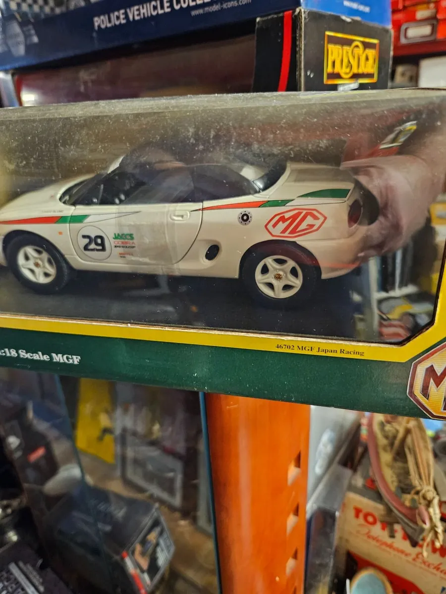 Corgi MGF 1.18 - Image 2