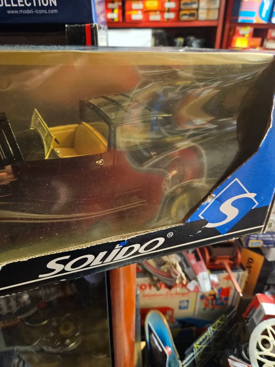 Corgi Solido Bugatti Royale - Image 4