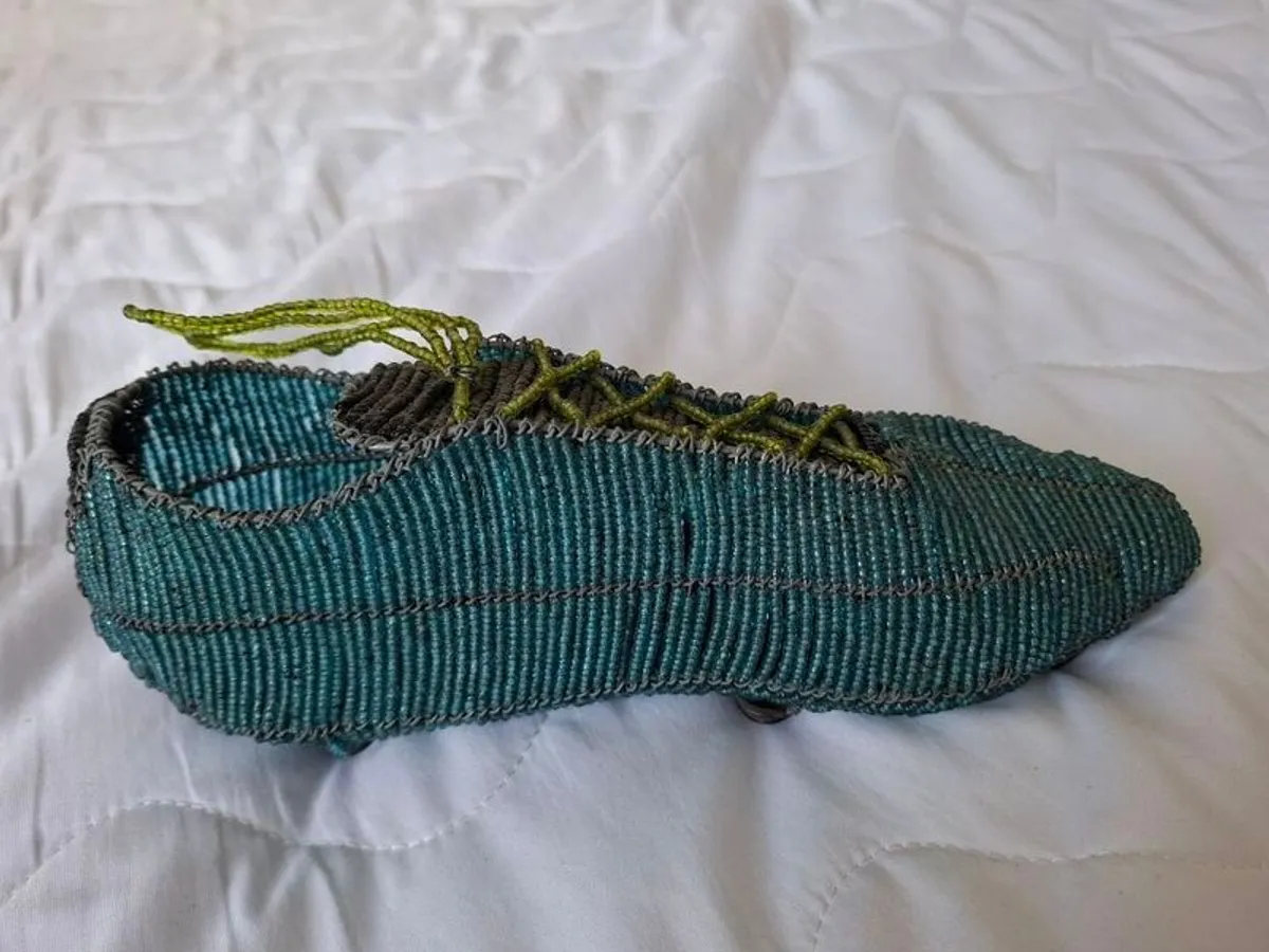Nike football boot made of beads and wire - very cool - Image 2