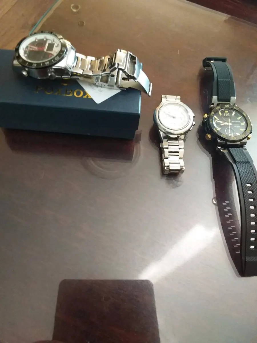 3 watches - Image 1