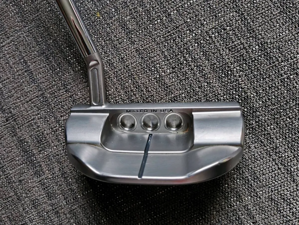 Mint Scotty Cameron Super Select Fastback Putter - Image 3