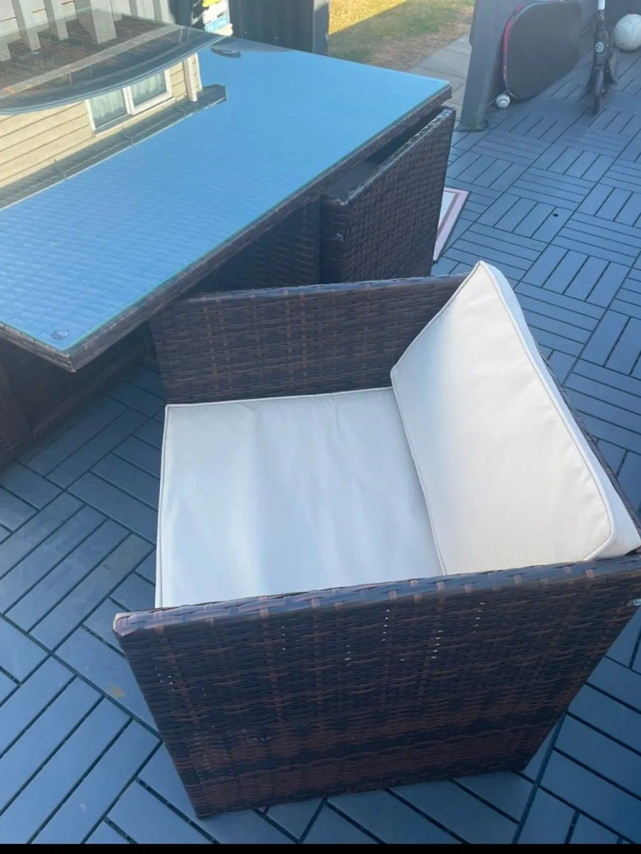 Rattan Table & 4 Chairs - Image 2