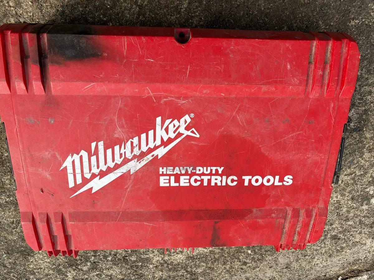 MILWAUKEE 110 volt pistol drill - Image 2