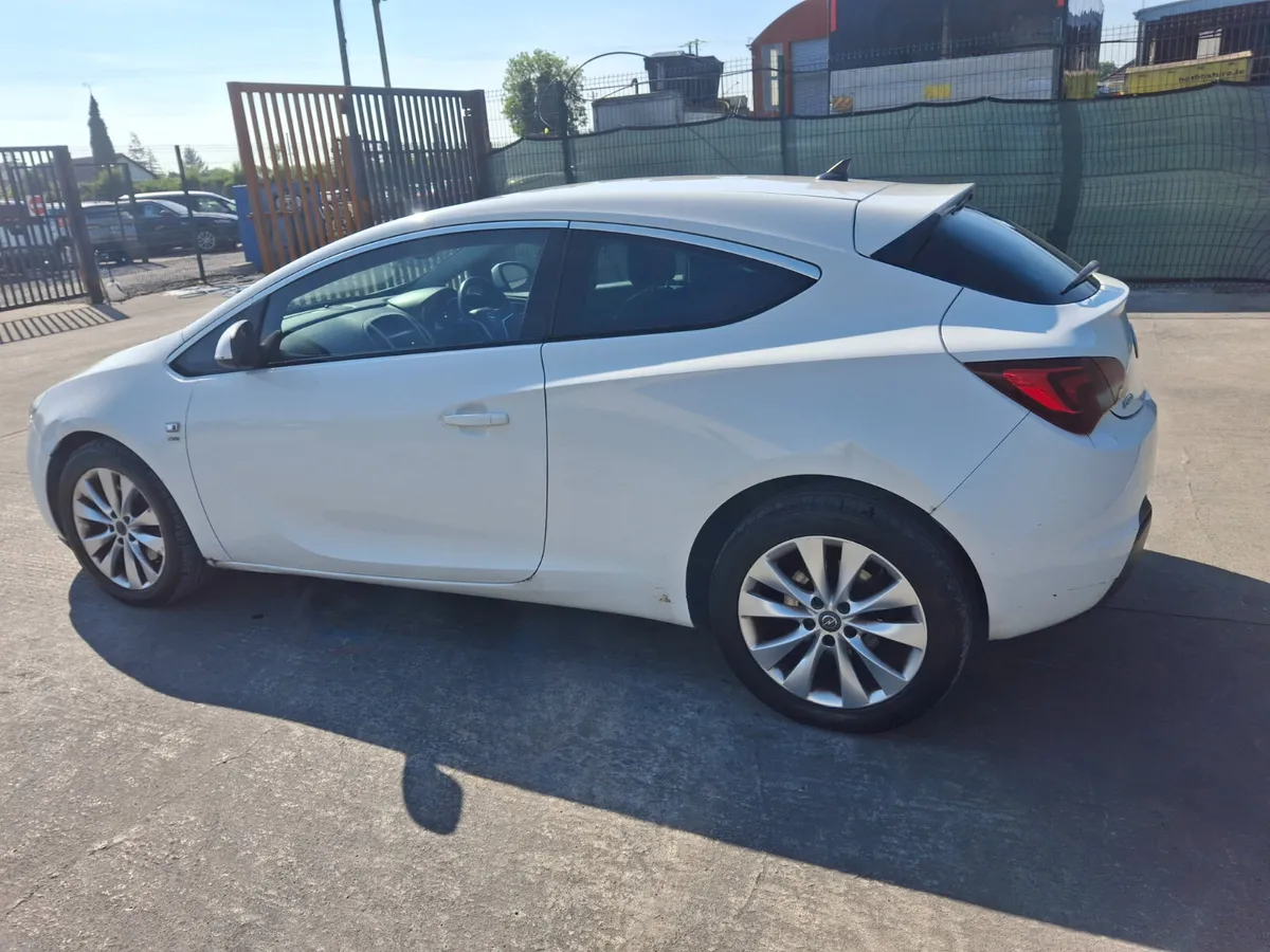 2012 Opel Astra Sri  1.7 Diesel..Drive away - Image 4